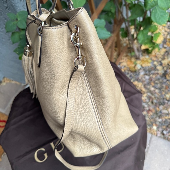 Gucci Soho Leather Convertible Shoulder Bag Tote - Picture 6 of 13